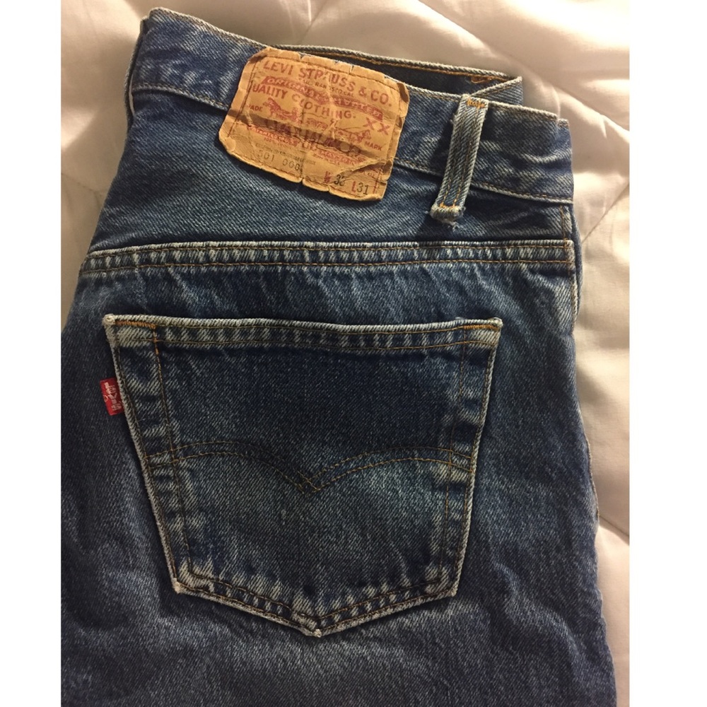 ❌SALE❌Vintage Levi's 501 high waisted denim jeans